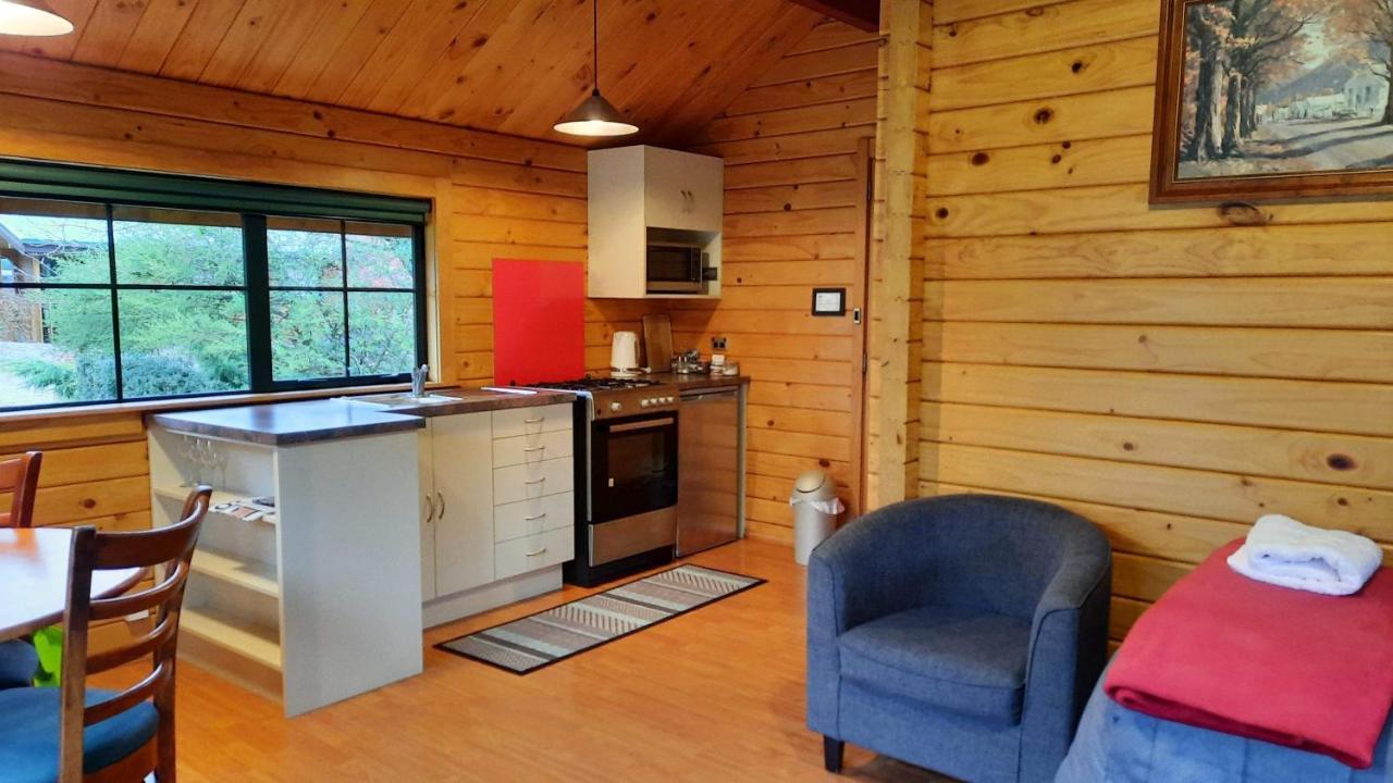 Central Chalets Ltd Alexandra Eksteriør bilde